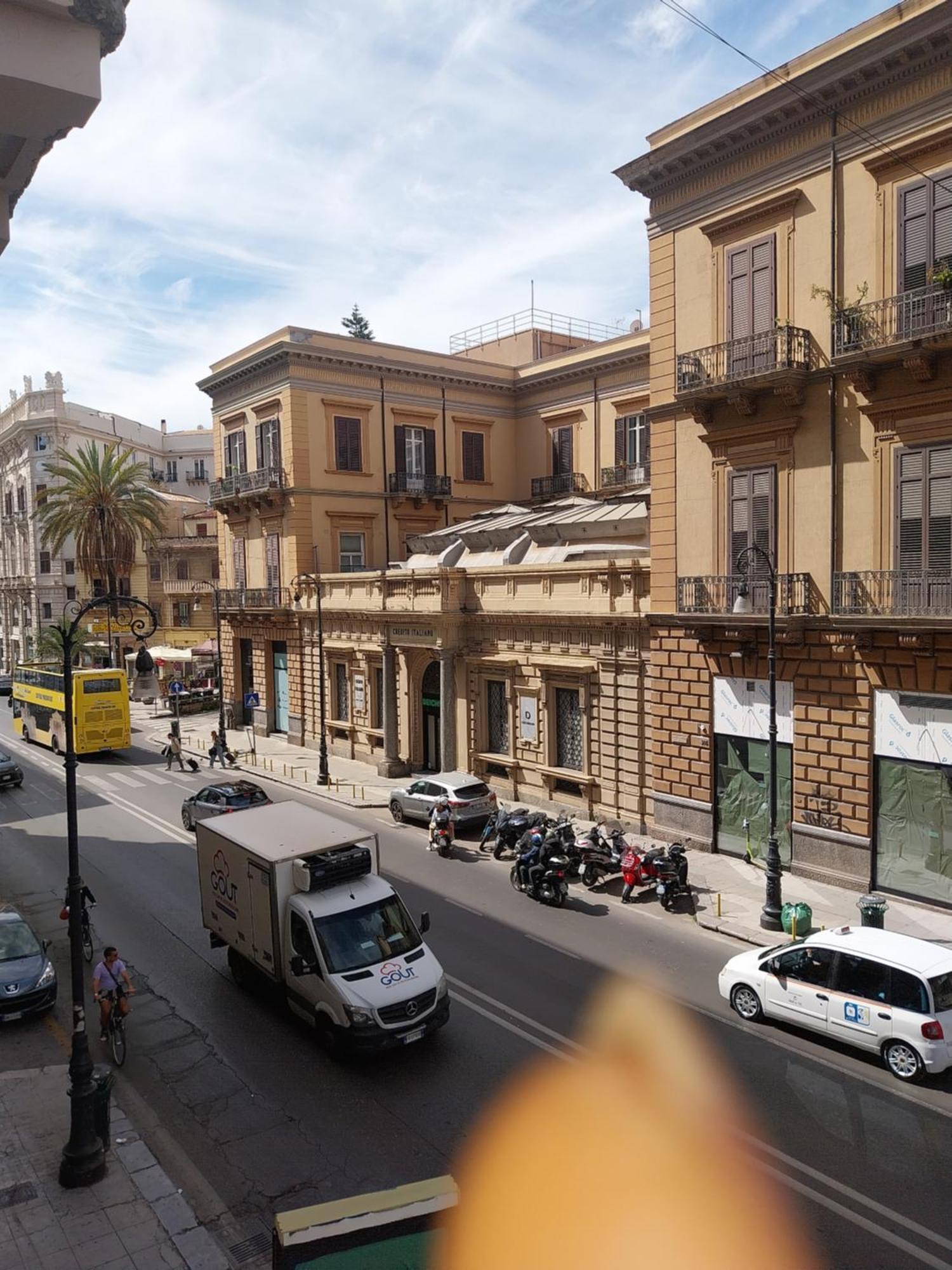 315 Via Roma Rooms Centro Палермо Екстериор снимка